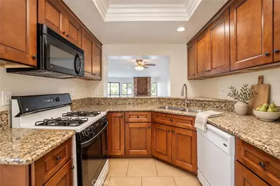 23294 Copante #89, Mission Viejo, CA 92692 - Photo 3