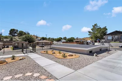 16726 Forrest Avenue, Victorville, CA 92395 - Photo 23
