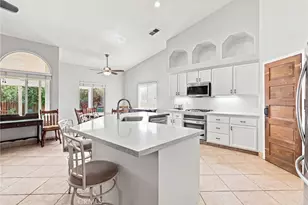 10019 Laurel Park, Bakersfield, CA 93312 - Photo 9