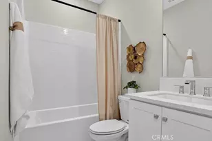 28869 Pineridge Ln, Canyon Country, CA 91387 - Photo 13