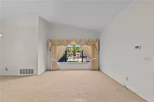 28018 Banjo Cir, Castaic, CA 91384 - Photo 9