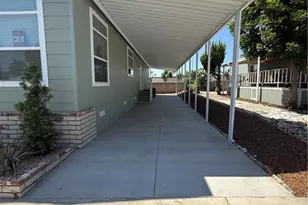 929 E Foothill Blvd, Upland, CA 91786 - Photo 19