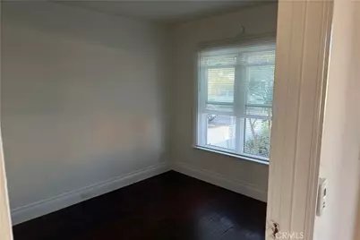 421 Almond Avenue, Long Beach, CA 90802 - Photo 3