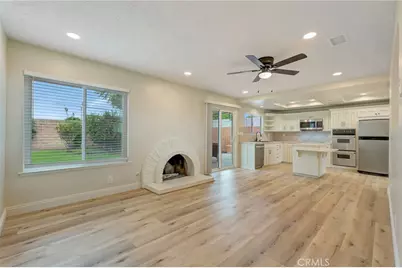 20141 Big Bend, Huntington Beach, CA 92646 - Photo 7