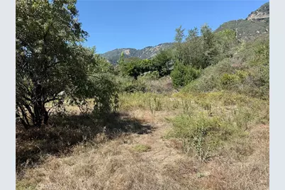 23680 Hillview Road, San Bernardino, CA 92404 - Photo 13