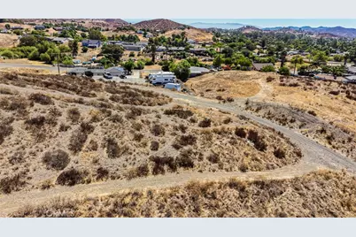 23000 Surfside Court, Canyon Lake, CA 92587 - Photo 23