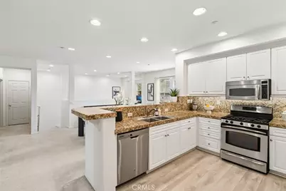 51 Regal, Irvine, CA 92620 - Photo 17