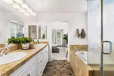 51 Regal, Irvine, CA 92620 - Photo 23