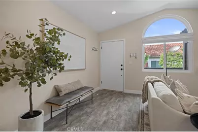 7 Rosa, Rancho Santa Margarita, CA 92688 - Photo 5