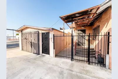 12008 Long Beach Boulevard, Lynwood, CA 90262 - Photo 5