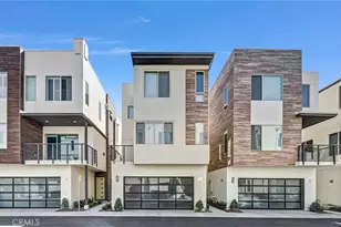 18 Ebb Tide, Newport Beach, CA 92663 - Photo 1
