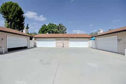 1078 Border, Corona, CA 92882 - Photo 13