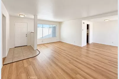 7919 Lasaine Avenue, Northridge, CA 91325 - Photo 3