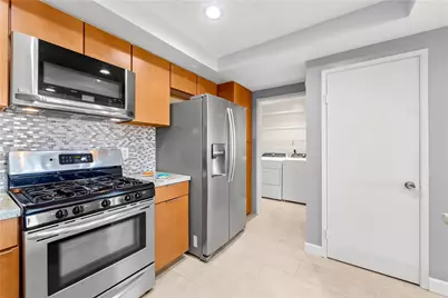 4861 Lago Drive #307, Huntington Beach, CA 92649 - Photo 3