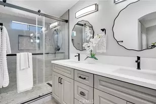 27 Christamon, Irvine, CA 92620 - Photo 11