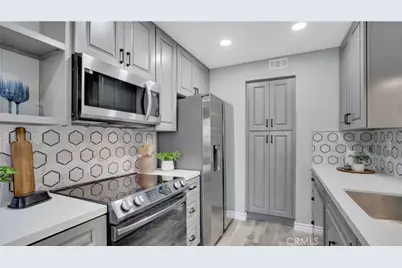 27 Christamon, Irvine, CA 92620 - Photo 17