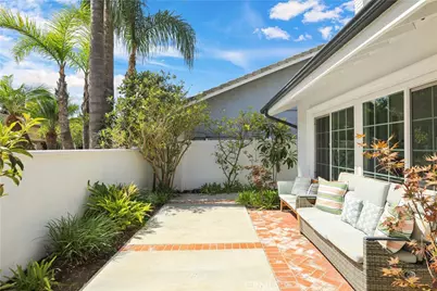 31 Silver Crescent, Irvine, CA 92603 - Photo 5