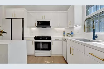 79 Modesto, Irvine, CA 92602 - Photo 3