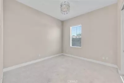 128 Character, Irvine, CA 92618 - Photo 17