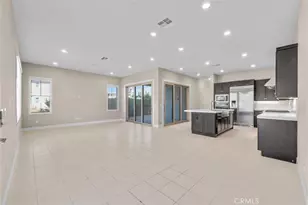 128 Character, Irvine, CA 92618 - Photo 9