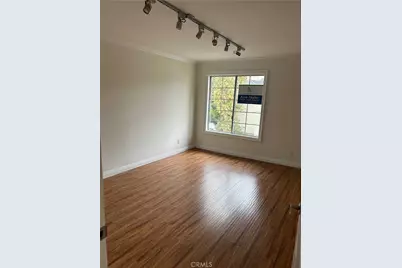 21520 Burbank #303, Woodland Hills, CA 91367 - Photo 7