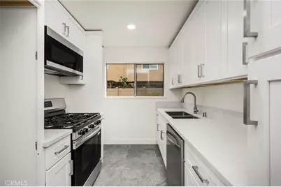 13447 1/4 Village, Cerritos, CA 90703 - Photo 7