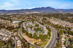 26357 W Grove Cir, Lake Forest, CA 92630 - Photo 47
