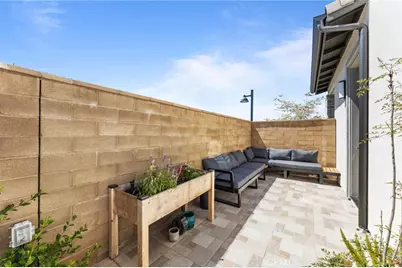 427 Flycatcher, Irvine, CA 92618 - Photo 39