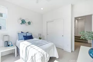 142 Allusion, Irvine, CA 92618 - Photo 19