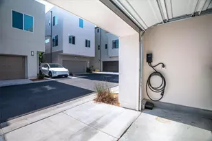 142 Allusion, Irvine, CA 92618 - Photo 37