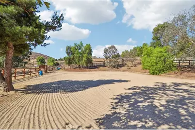 20450 Wendy, Murrieta, CA 92562 - Photo 19