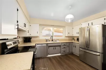 2211 E Romneya, Anaheim, CA 92806 - Photo 11