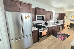 21851 Newland St, Huntington Beach, CA 92646 - Photo 5