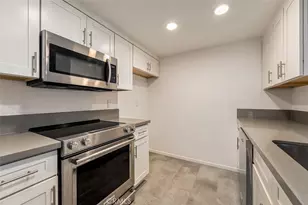 20702 El Toro, Lake Forest, CA 92630 - Photo 7