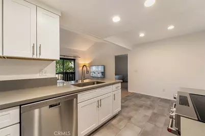 20702 El Toro, Lake Forest, CA 92630 - Photo 7
