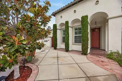 3720 Vista Mendoza, Yorba Linda, CA 92886 - Photo 3