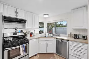 936 Hollow Brook, Costa Mesa, CA 92626 - Photo 19