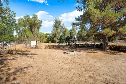 25940 Dartmouth, Hemet, CA 92544 - Photo 37