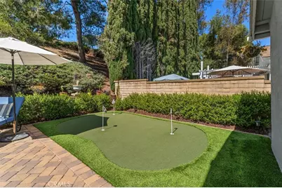 27075 Ayamonte, Mission Viejo, CA 92692 - Photo 25