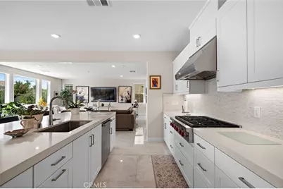 9896 Heron Avenue, Fountain Valley, CA 92708 - Photo 11