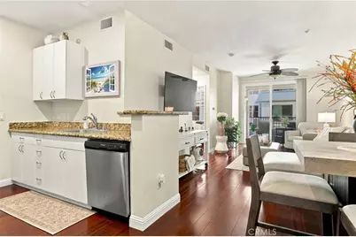 1801 E Katella Avenue #2029, Anaheim, CA 92805 - Photo 3