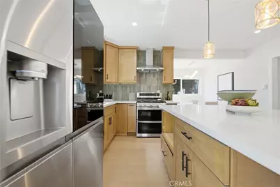 2563 S Bentley, Los Angeles, CA 90064 - Photo 7