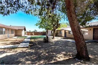 6440 Hermosa, Yucca Valley, CA 92284 - Photo 3