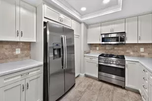 8932 Biscayne Ct, Huntington Beach, CA 92646 - Photo 13