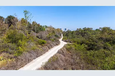 2105 Watermarke, Irvine, CA 92612 - Photo 37
