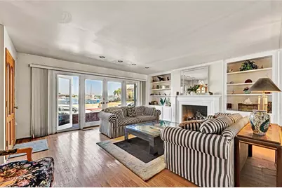 915 W Bay Avenue, Newport Beach, CA 92661 - Photo 7