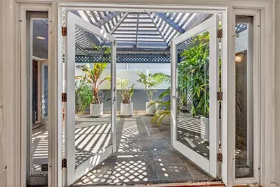 915 W Bay Avenue, Newport Beach, CA 92661 - Photo 23