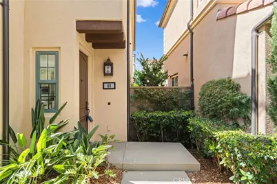 60 Strawberry Grove, Irvine, CA 92620 - Photo 3