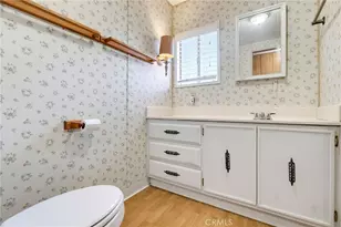 2060 Newport Blvd, Costa Mesa, CA 92627 - Photo 25