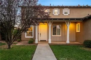 35195 Begonia Ln, Winchester, CA 92596 - Photo 3